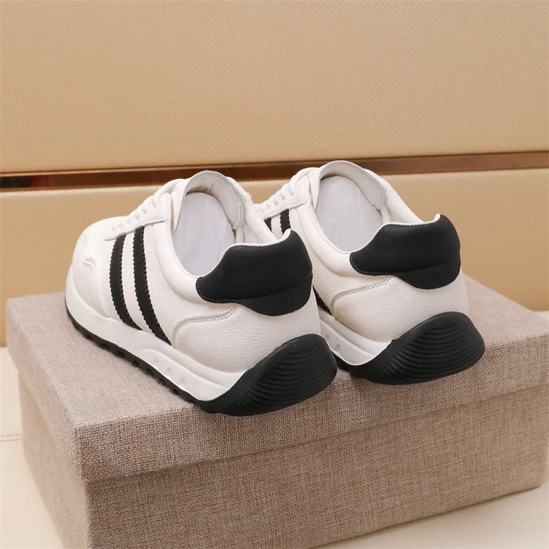Attractive Prada Low Shoes 33635
