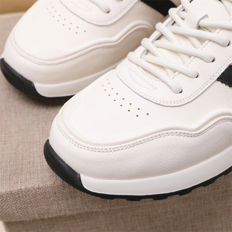 Attractive Prada Low Shoes 33635