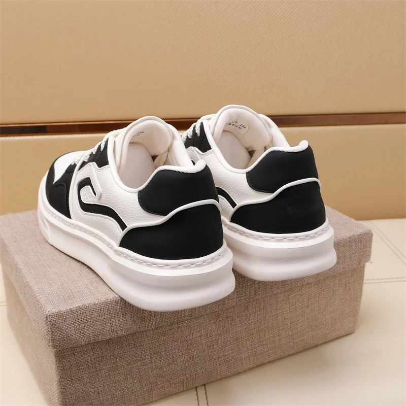 Stretchable Prada Low Shoes 33625