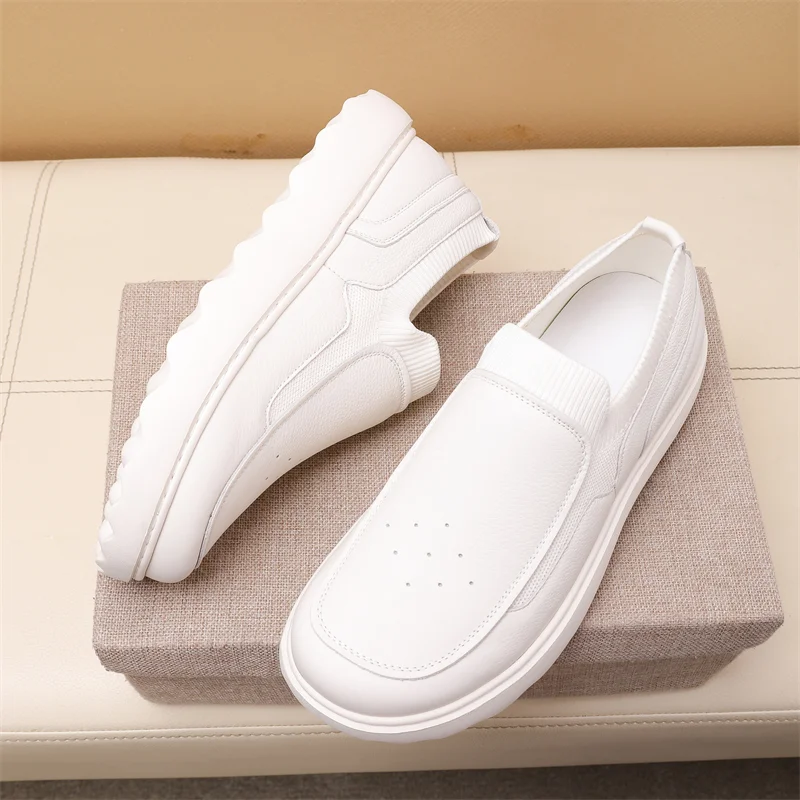 Prada Low Shoes UrbanStyle 33623
