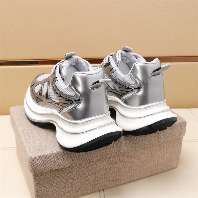 Prada Low Shoes Reliable 33621