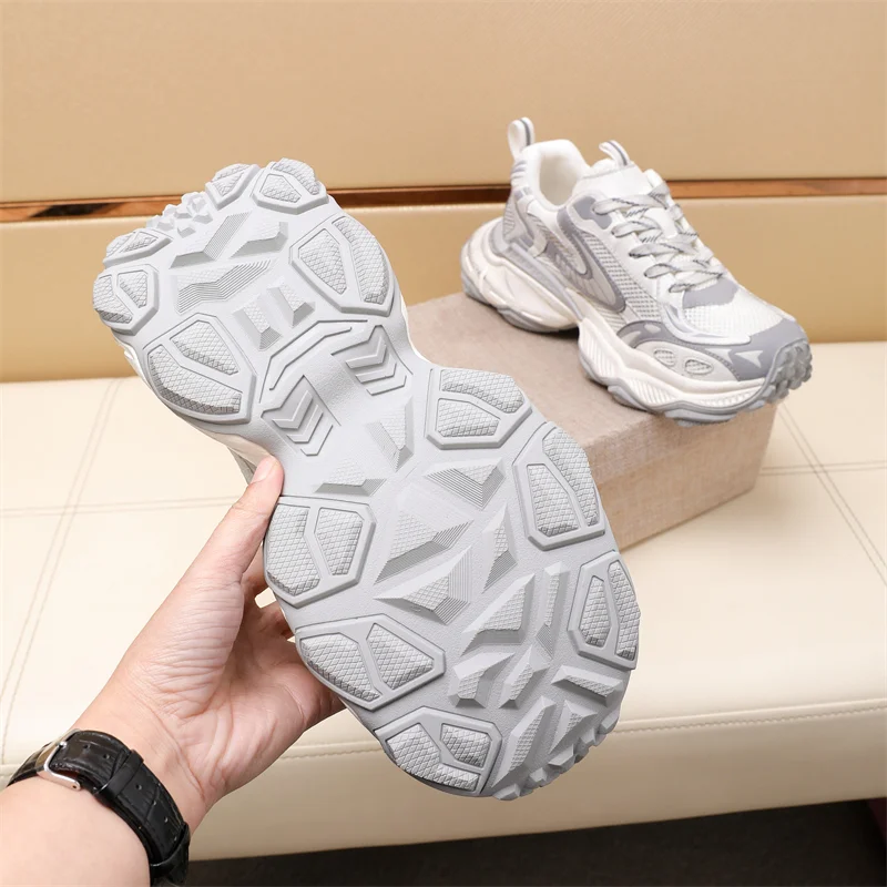 Prada Low Shoes Unisex 33617