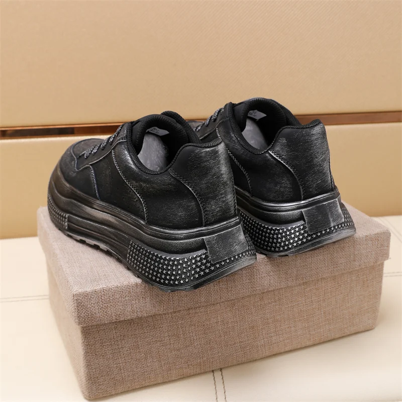 Prada Low Shoes Comfortable 33618