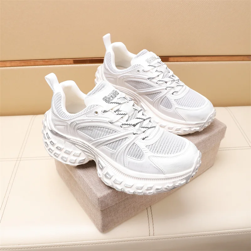 Efficient Prada Low Shoes 33611