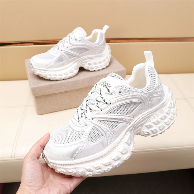 Efficient Prada Low Shoes 33611