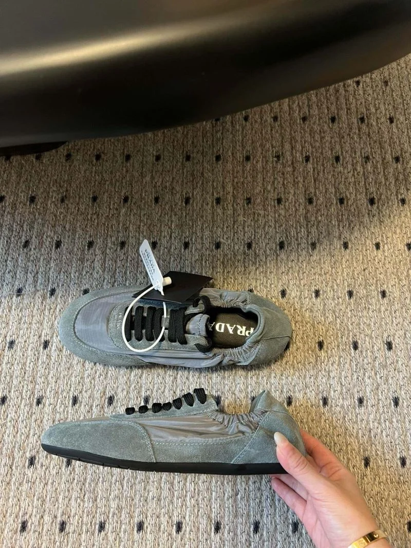 Sporty Prada Low Shoes 34419