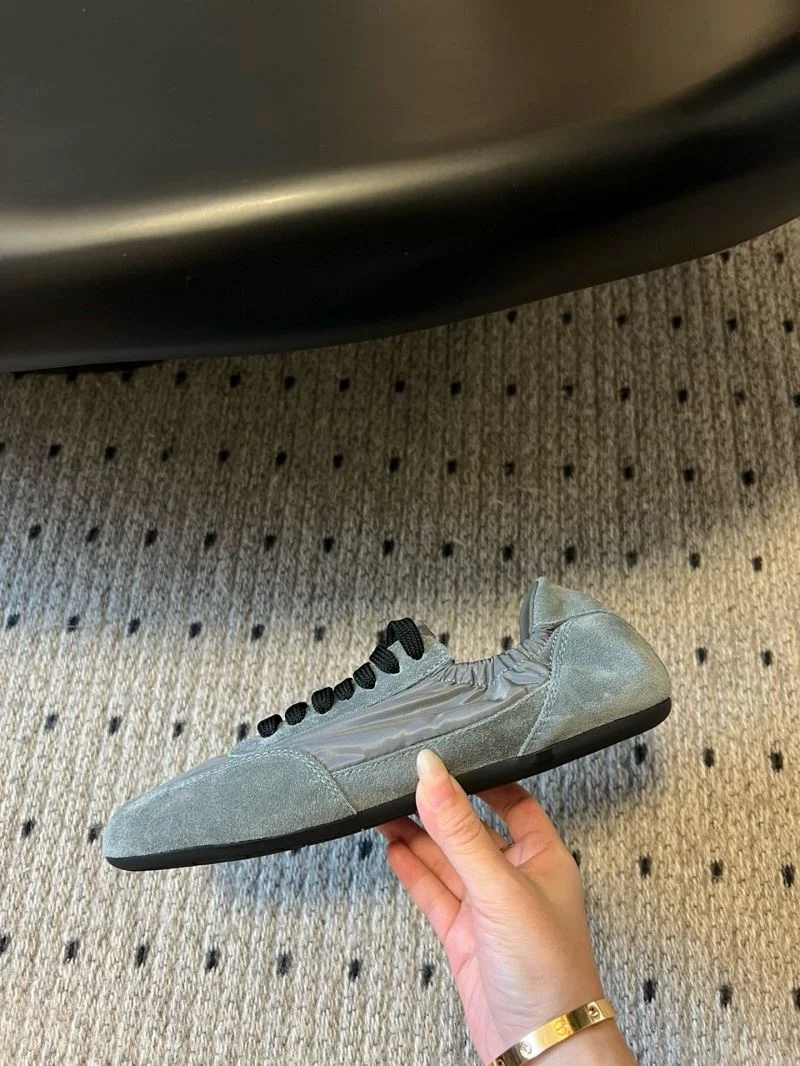 Sporty Prada Low Shoes 34419