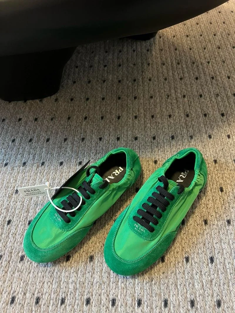 Bright Prada Low Shoes 34433