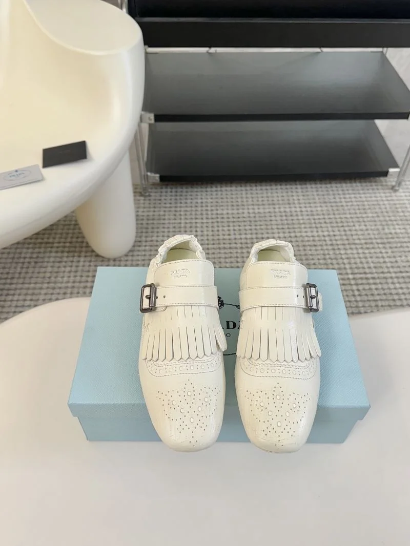 Prada Low Shoes RelaxedFit 34410