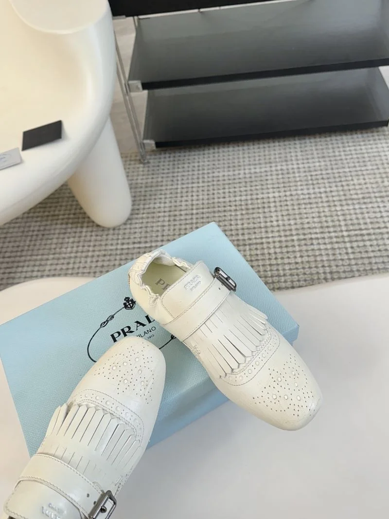 Prada Low Shoes RelaxedFit 34410