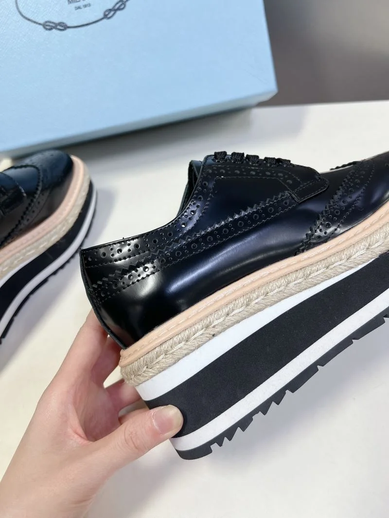 Prada Low Shoes Premium 34430
