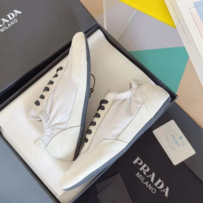 WrinkleFree Prada Low Shoes 34421