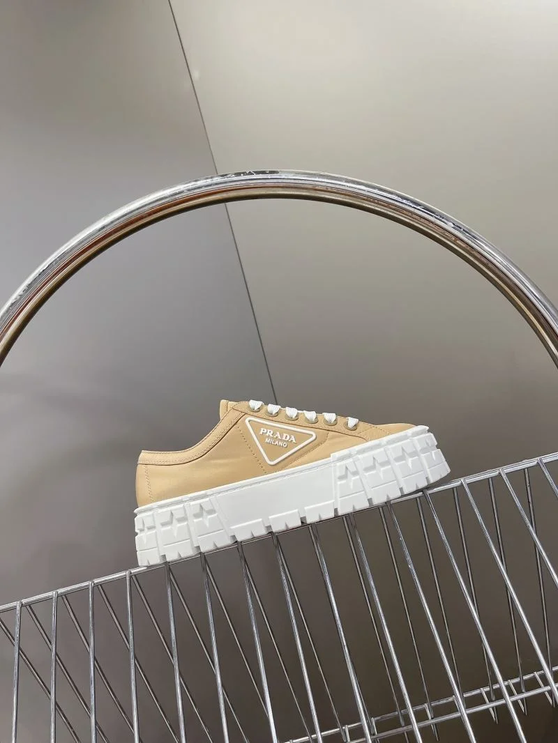 Prada Low Shoes OdorResistant 34424