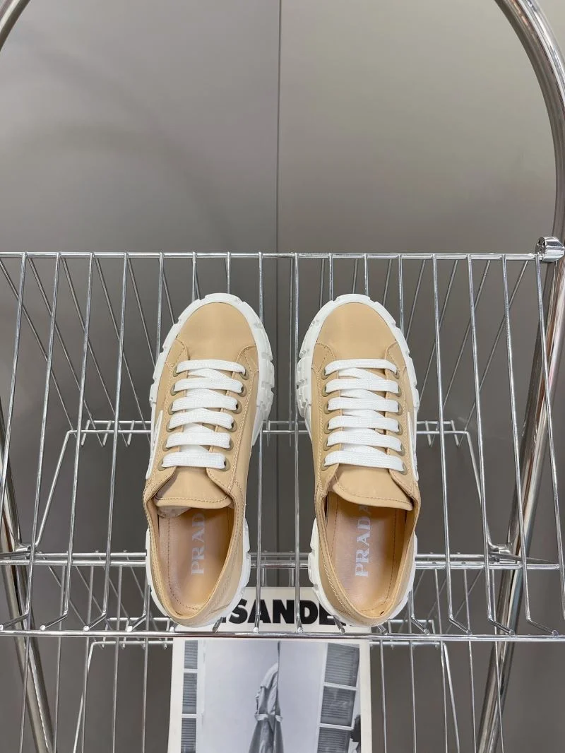 Prada Low Shoes OdorResistant 34424