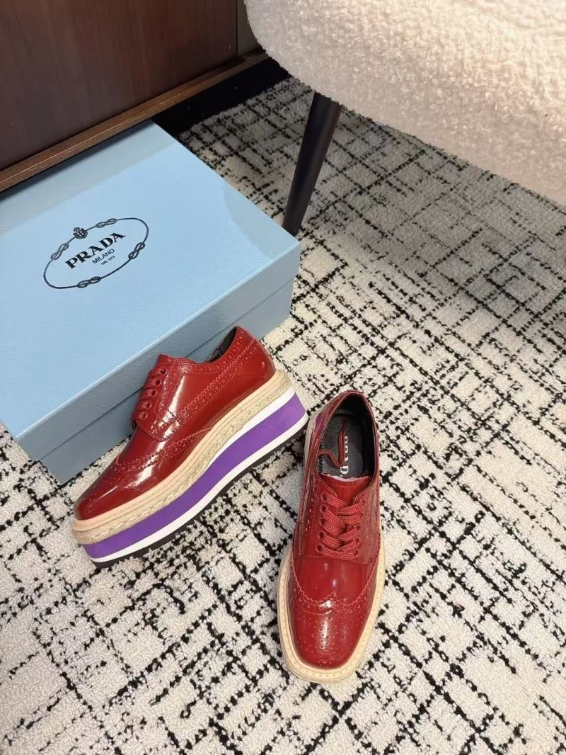 Lightweight Prada Low Shoes 34404