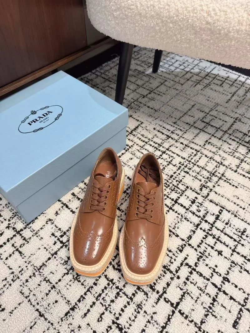 Modern Prada Low Shoes 34405