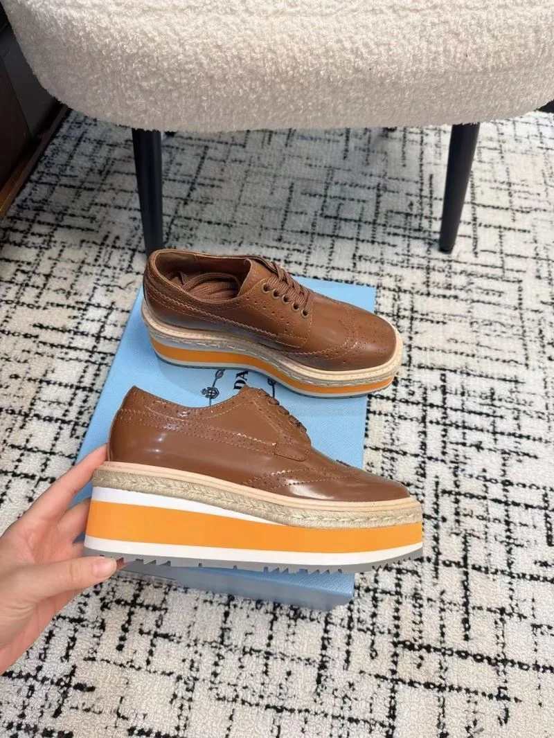 Modern Prada Low Shoes 34405