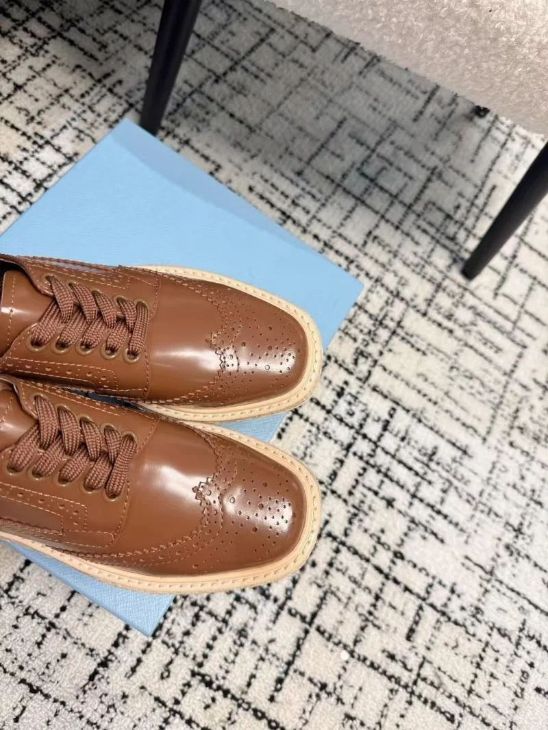 Modern Prada Low Shoes 34405