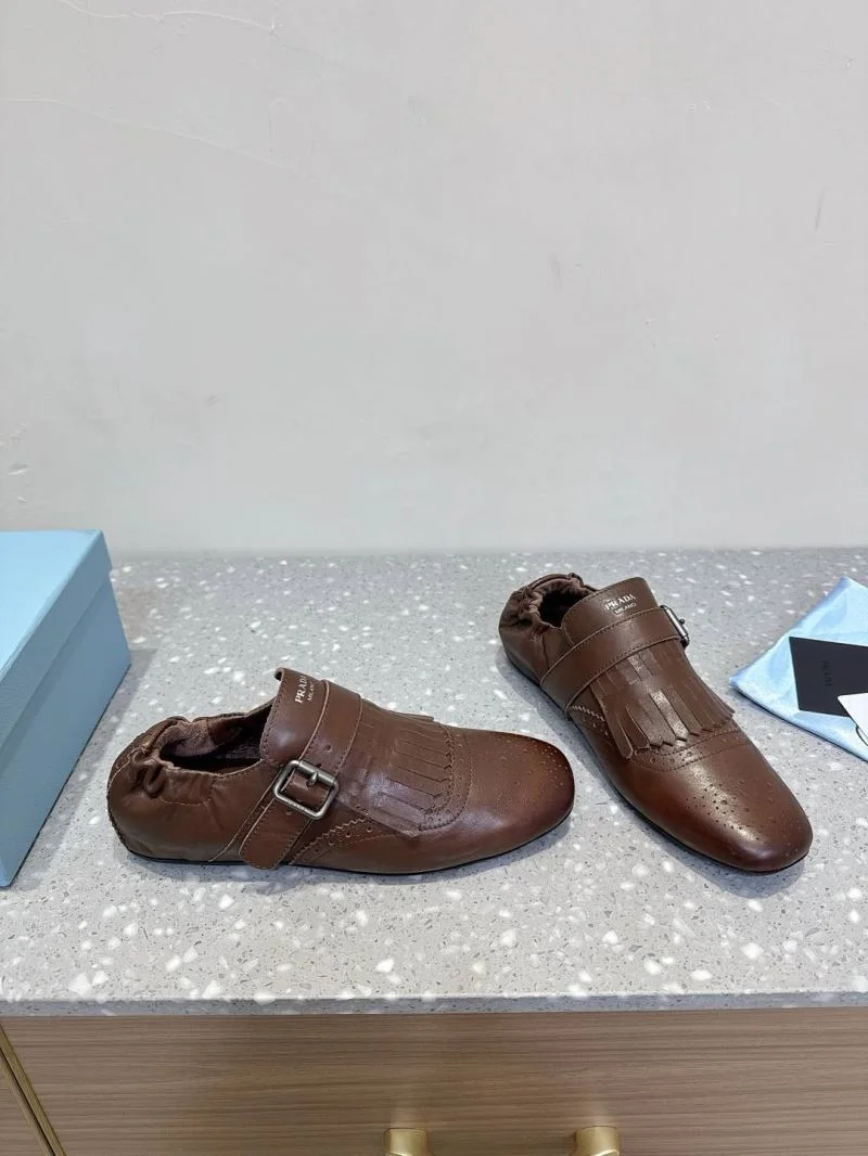 Prada Low Shoes RelaxedFit 34394