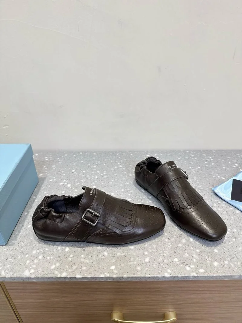 Prada Low Shoes Seasonal 34393