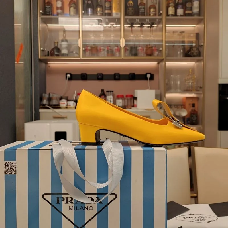 Affordable Prada Low Shoes 34383