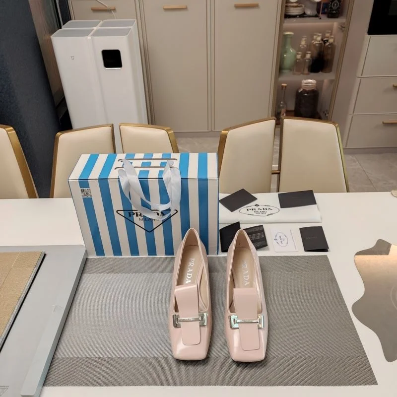 Prada Low Shoes Soft 34370