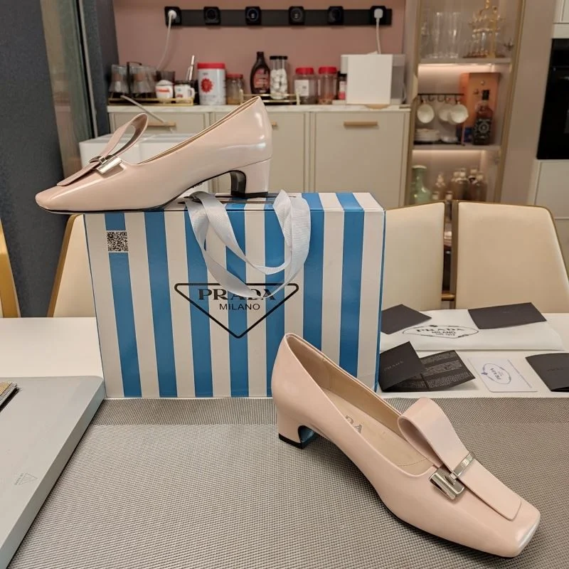 Prada Low Shoes Soft 34370