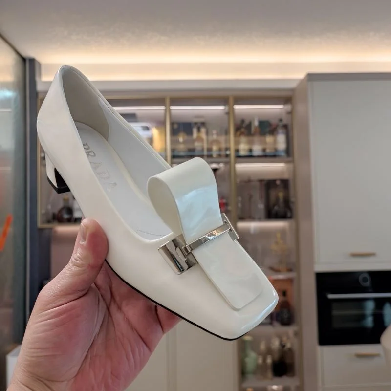 Prada Low Shoes ComfortFit 34392