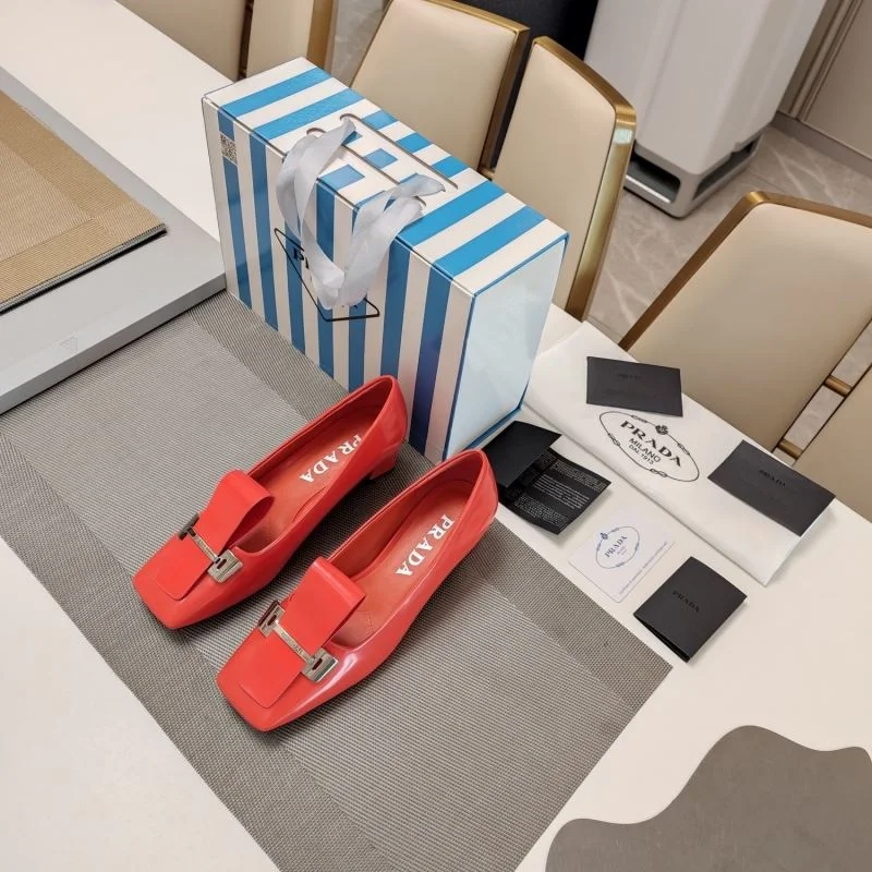 Prada Low Shoes MoistureWicking 34385