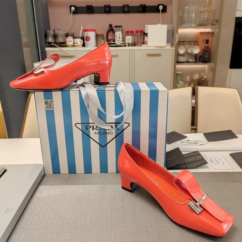 Prada Low Shoes MoistureWicking 34385