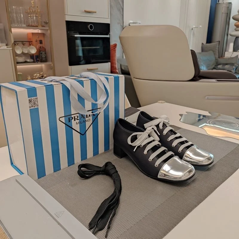 QuickDry Prada Low Shoes 34369