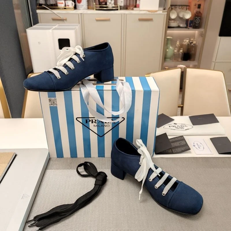 ModernLook Prada Low Shoes 34376