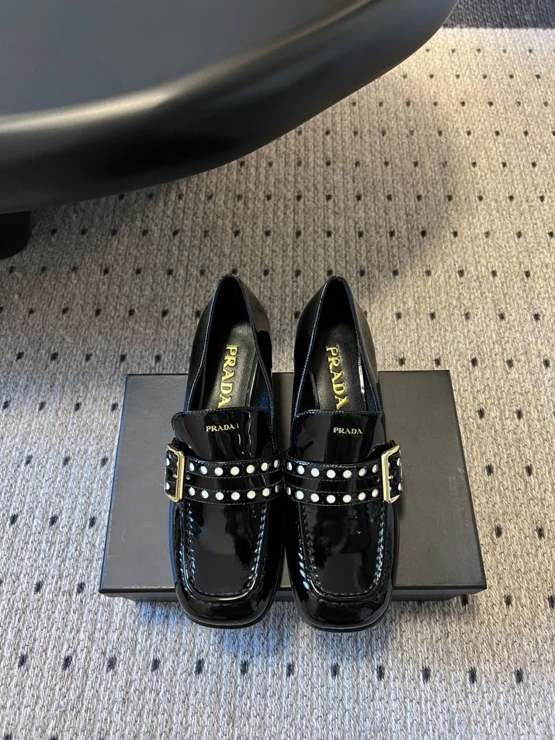 Prada Low Shoes Lightweight 34380