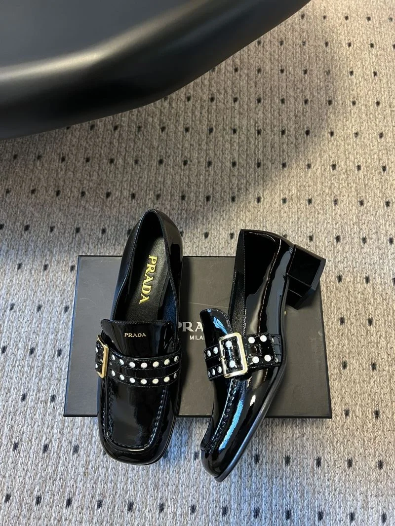 Prada Low Shoes Lightweight 34380
