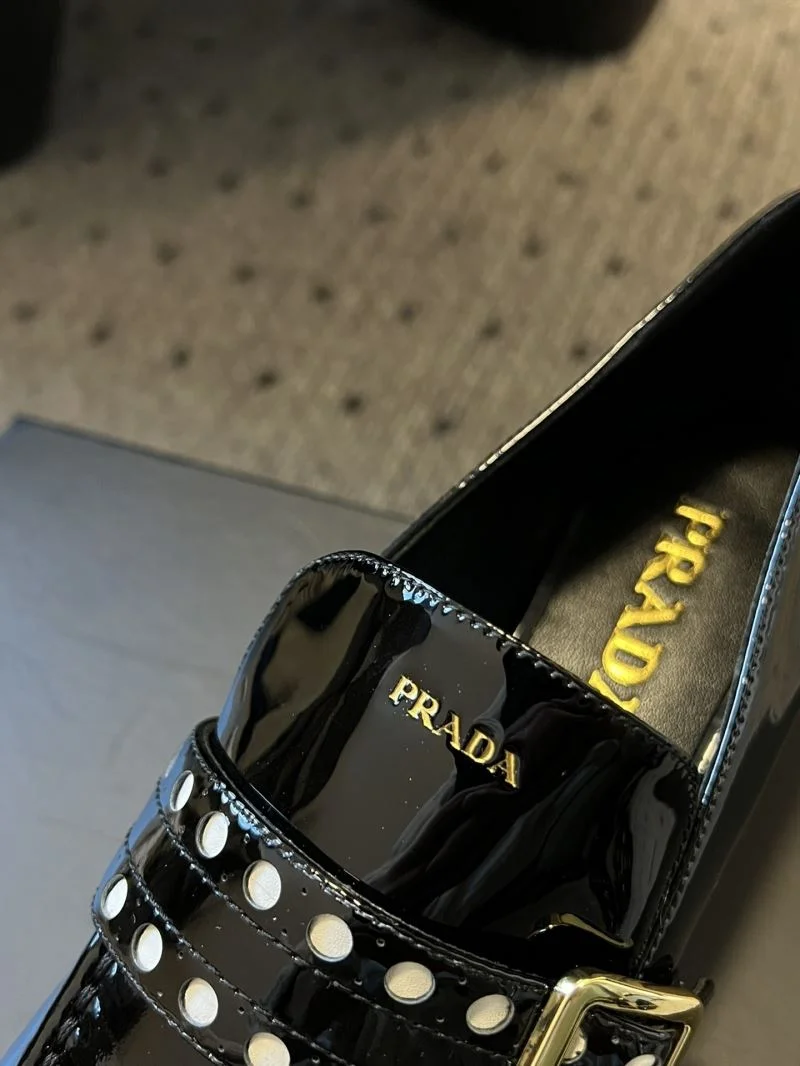 Prada Low Shoes Lightweight 34380