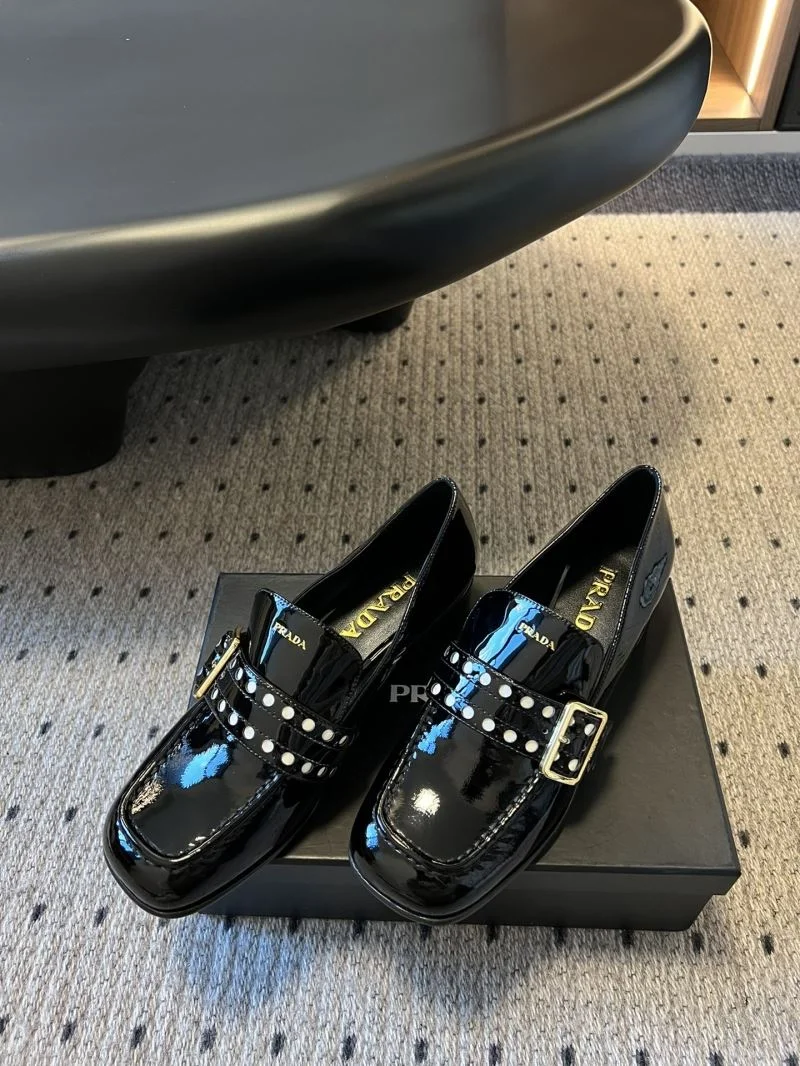 Prada Low Shoes Lightweight 34380