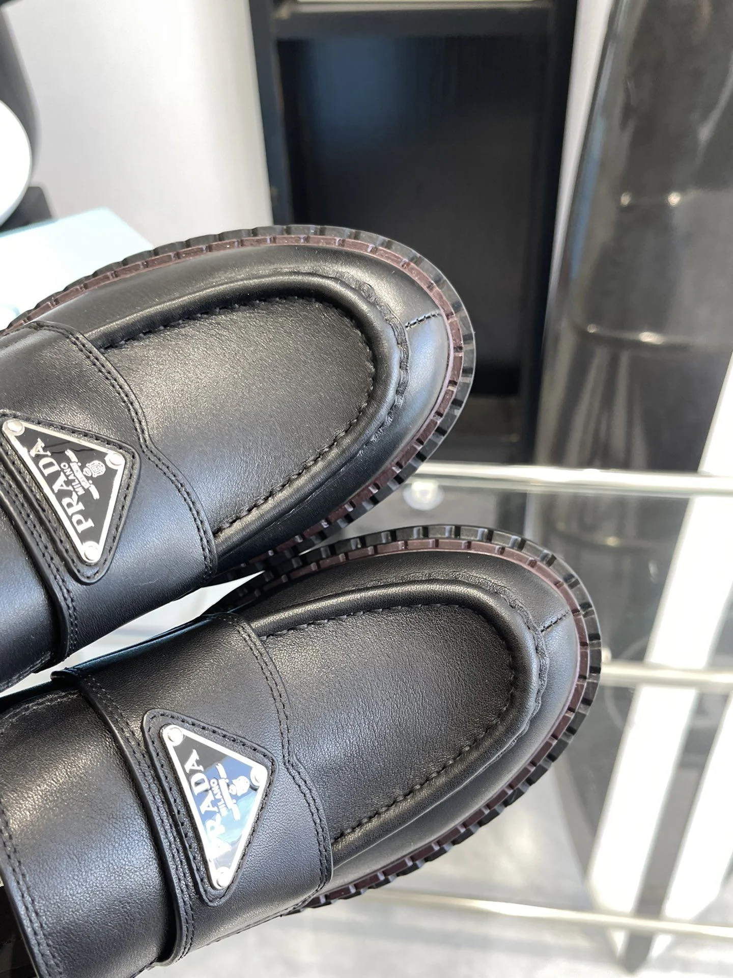 SmoothTexture Prada Low Shoes 34388