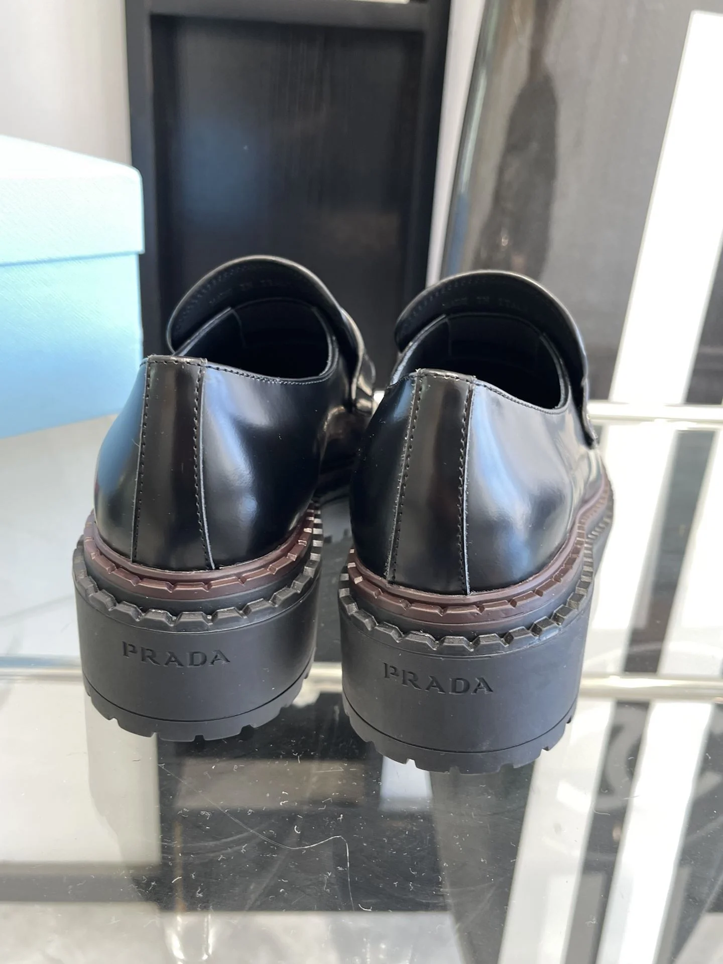 NewStyle Prada Low Shoes 34382