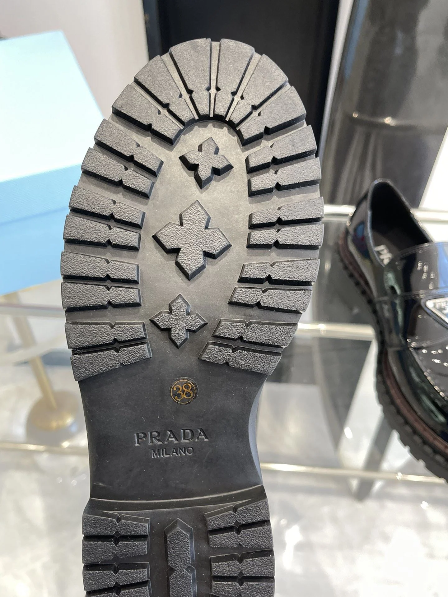 Prada Low Shoes HighQuality 34381
