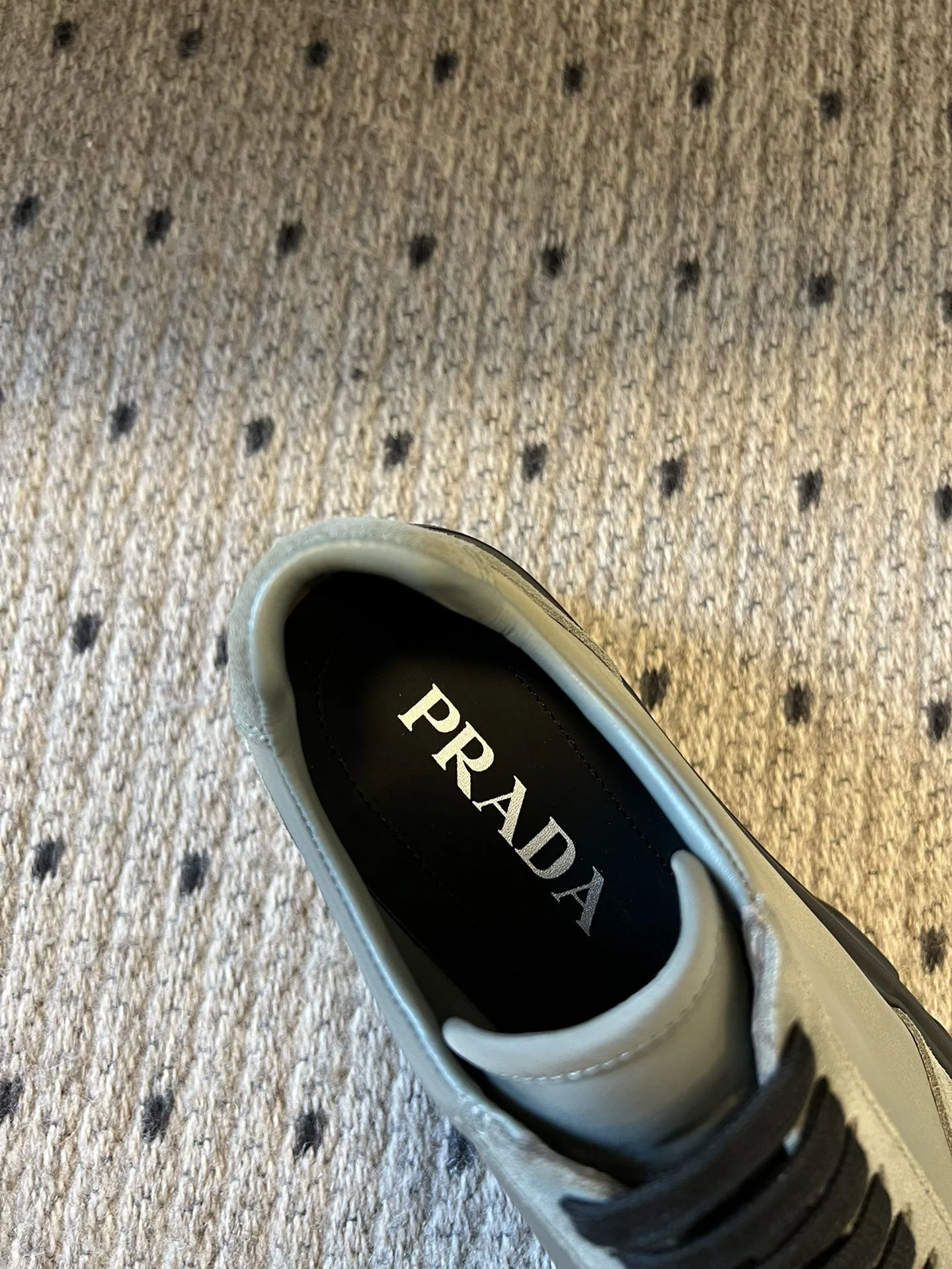 Soft Prada Low Shoes 34362