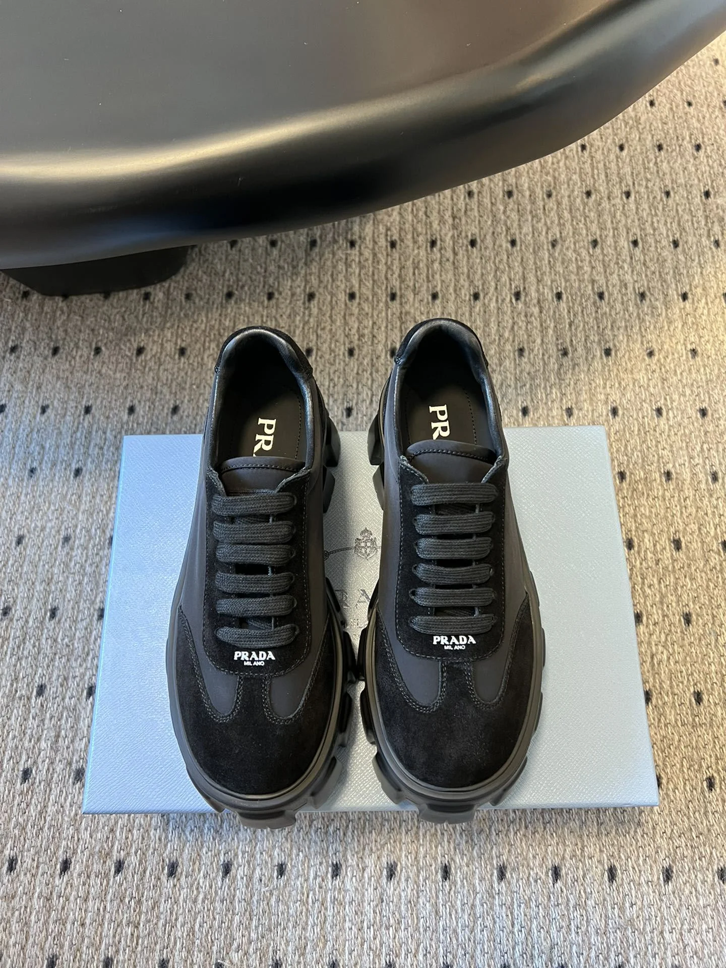 Trendy Prada Low Shoes 34366