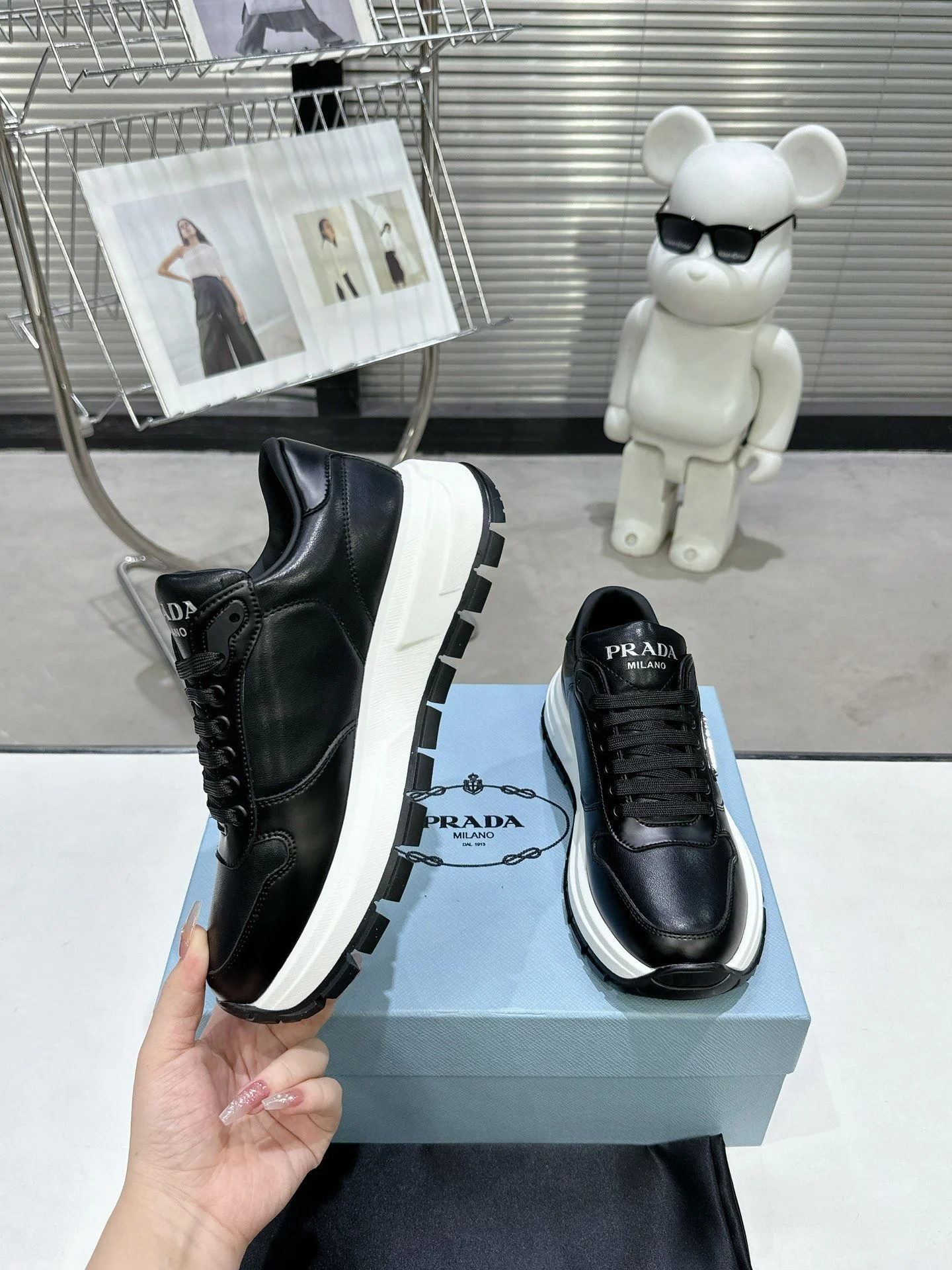 Prada Low Shoes Stylish 34391