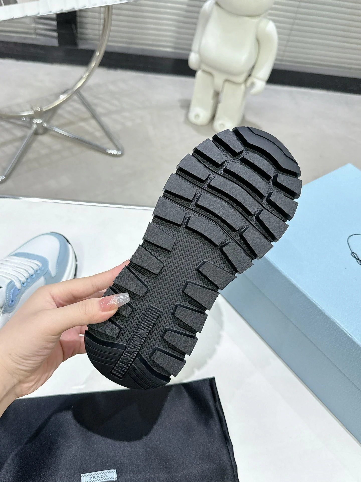 Prada Low Shoes Durable 34360