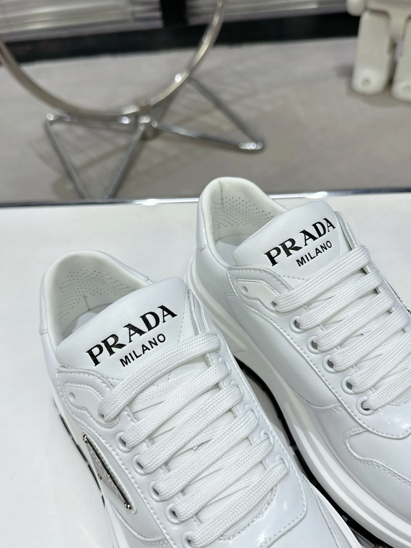 Prada Low Shoes UrbanStyle 34358