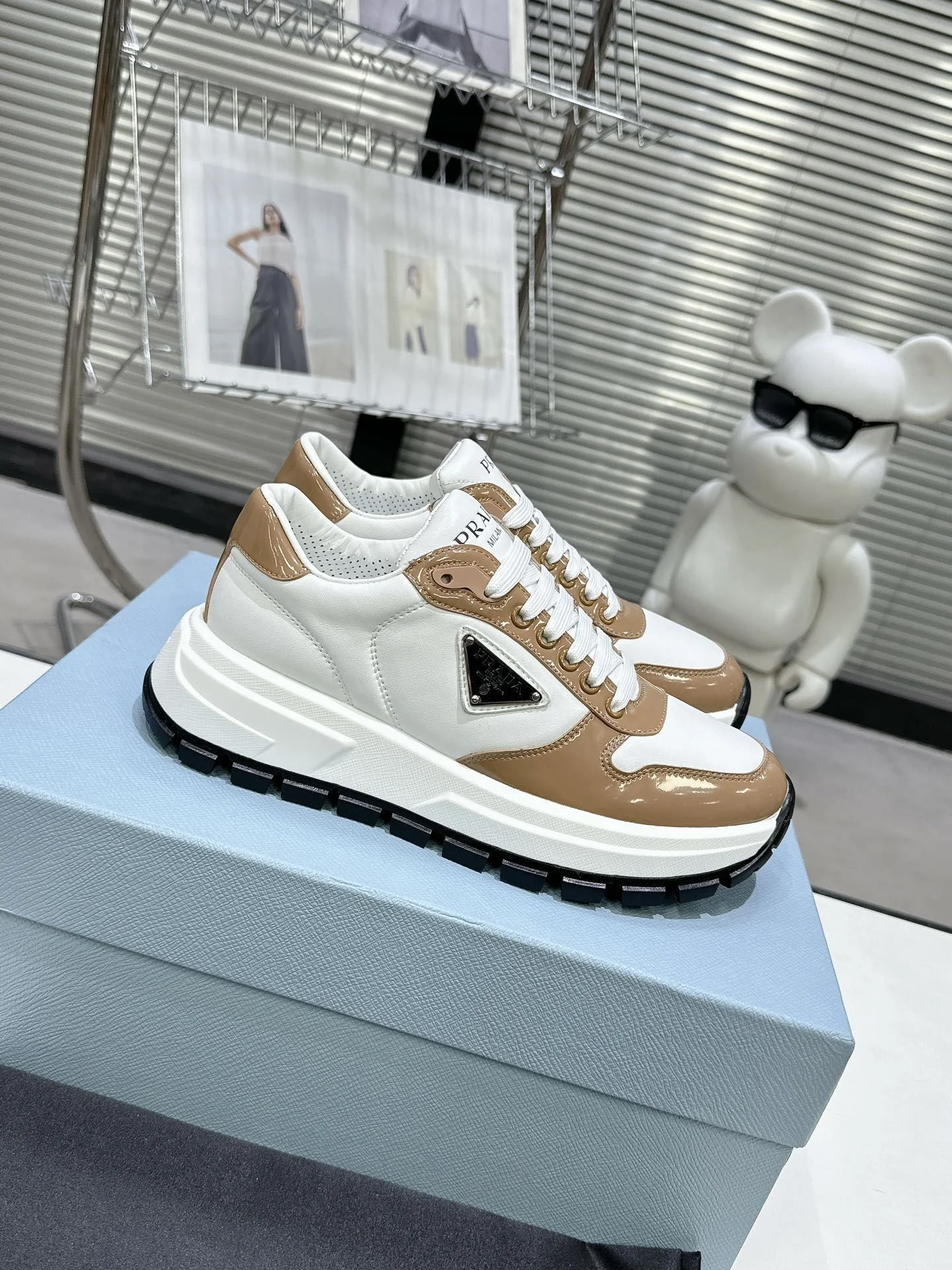 Contemporary Prada Low Shoes 34361