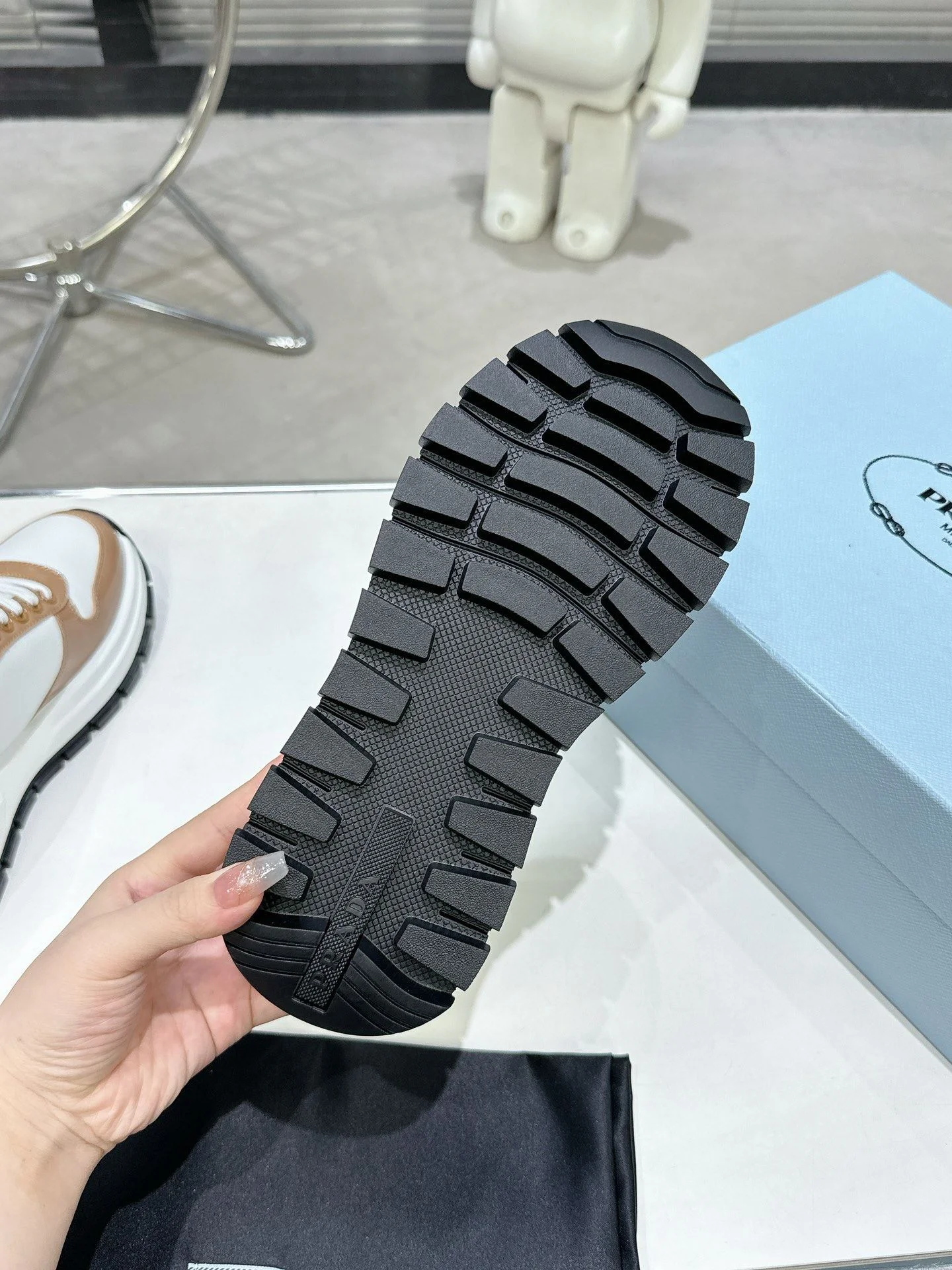 Contemporary Prada Low Shoes 34361