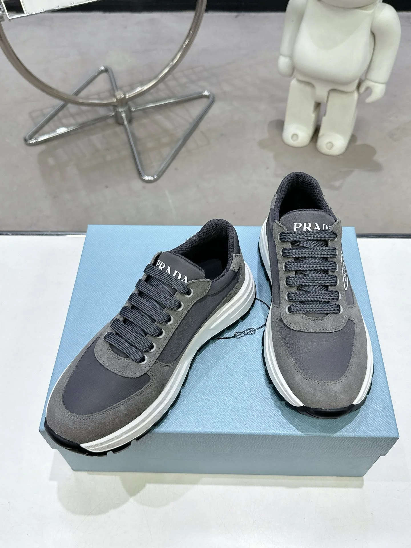 MoistureWicking Prada Low Shoes 34352