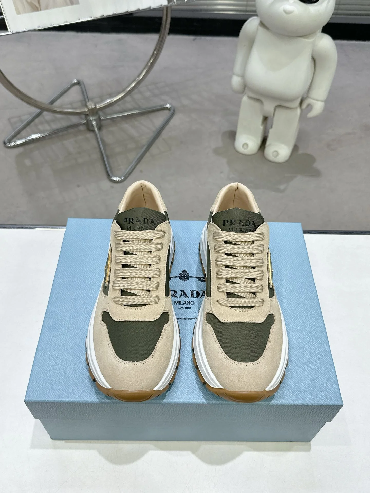 Practical Prada Low Shoes 34328