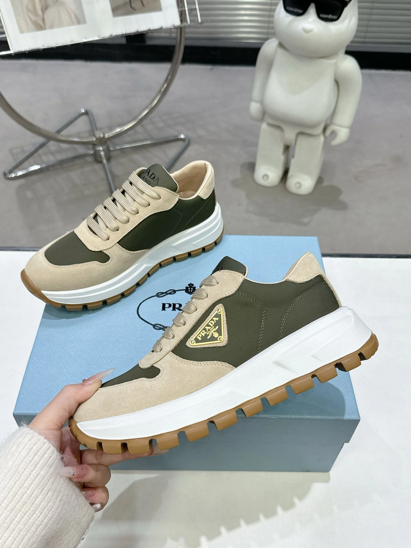 Practical Prada Low Shoes 34328