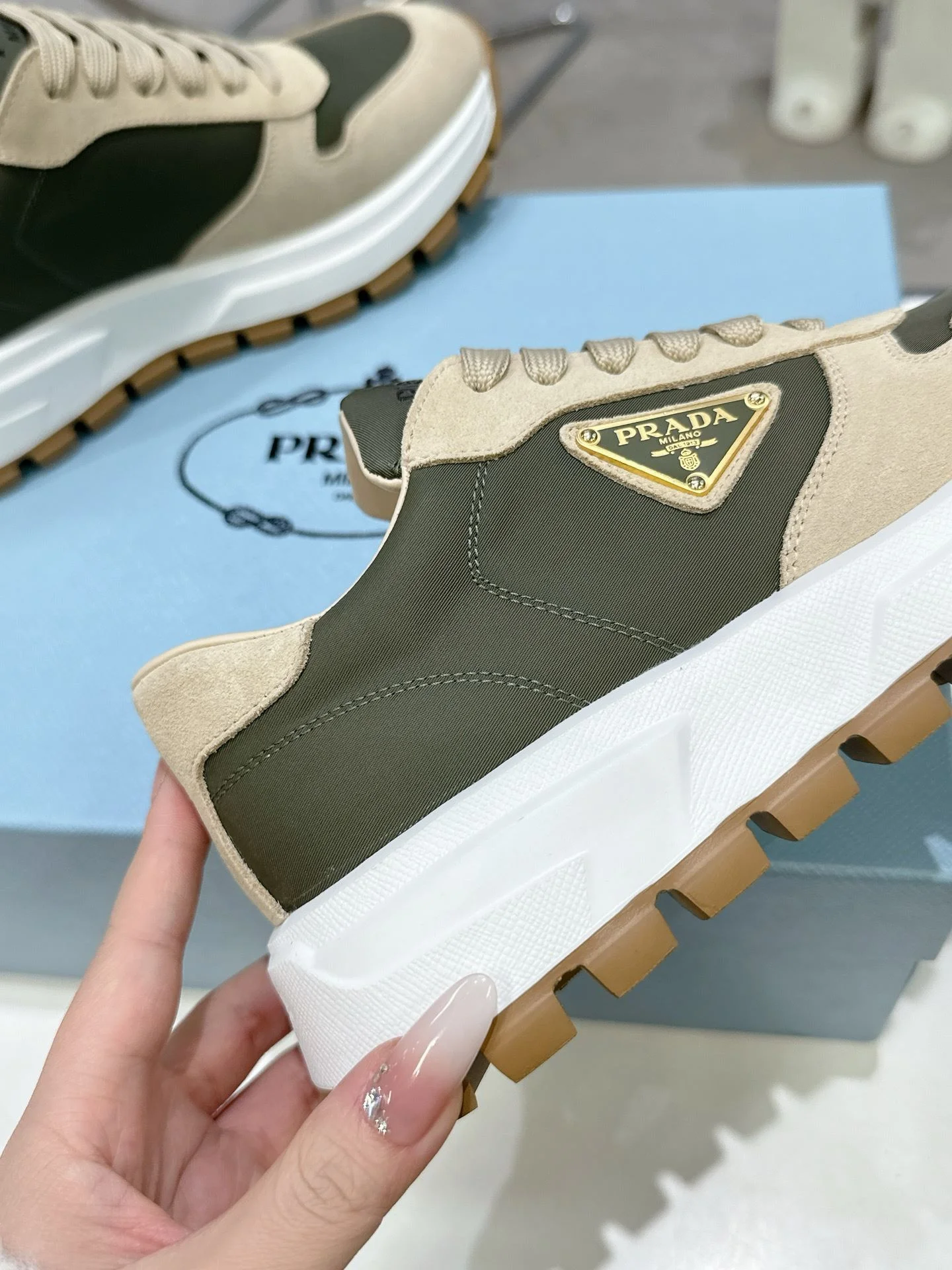 Practical Prada Low Shoes 34328